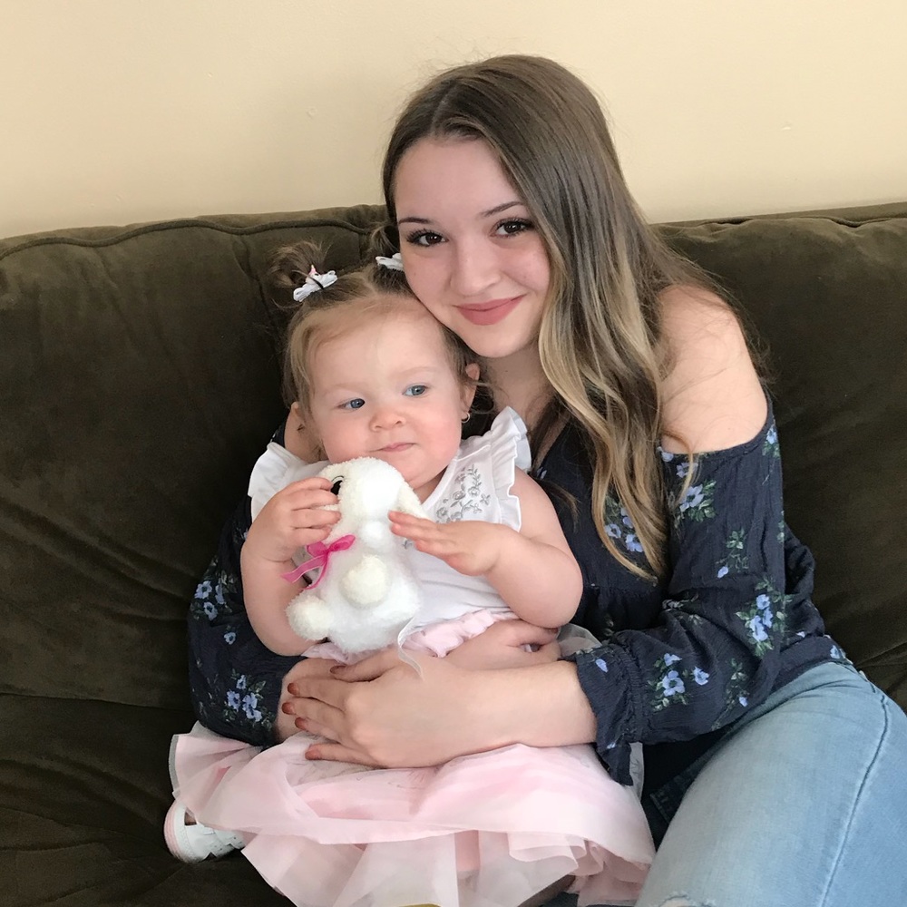 Meet your Posher, Kayla
